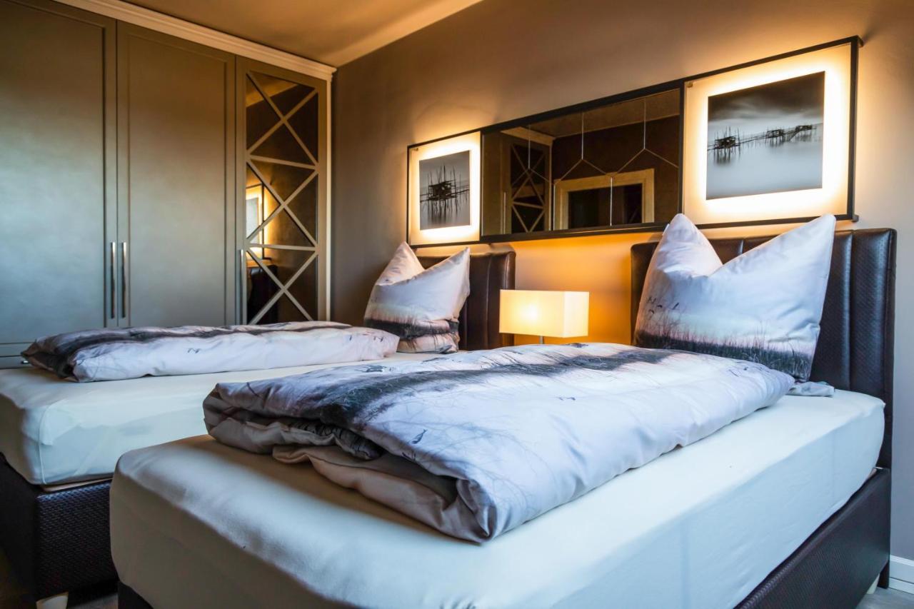 Deluxe Apartment Mit Tiefgarage In Naehe Messe-Bmw-Porsche-Dhl-Flughafen-Flugzeugwerk Der Deutsche Aircraft Leipzig Dış mekan fotoğraf