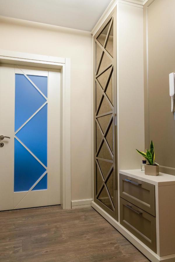 Deluxe Apartment Mit Tiefgarage In Naehe Messe-Bmw-Porsche-Dhl-Flughafen-Flugzeugwerk Der Deutsche Aircraft Leipzig Dış mekan fotoğraf