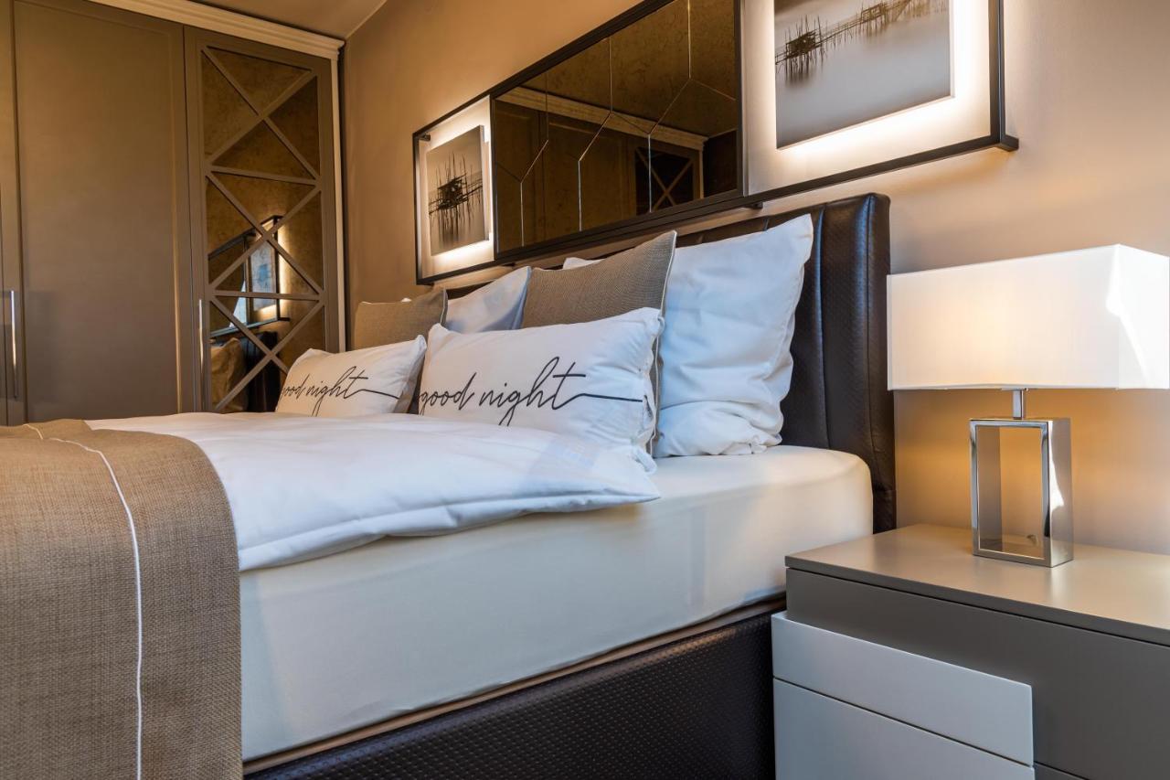 Deluxe Apartment Mit Tiefgarage In Naehe Messe-Bmw-Porsche-Dhl-Flughafen-Flugzeugwerk Der Deutsche Aircraft Leipzig Dış mekan fotoğraf